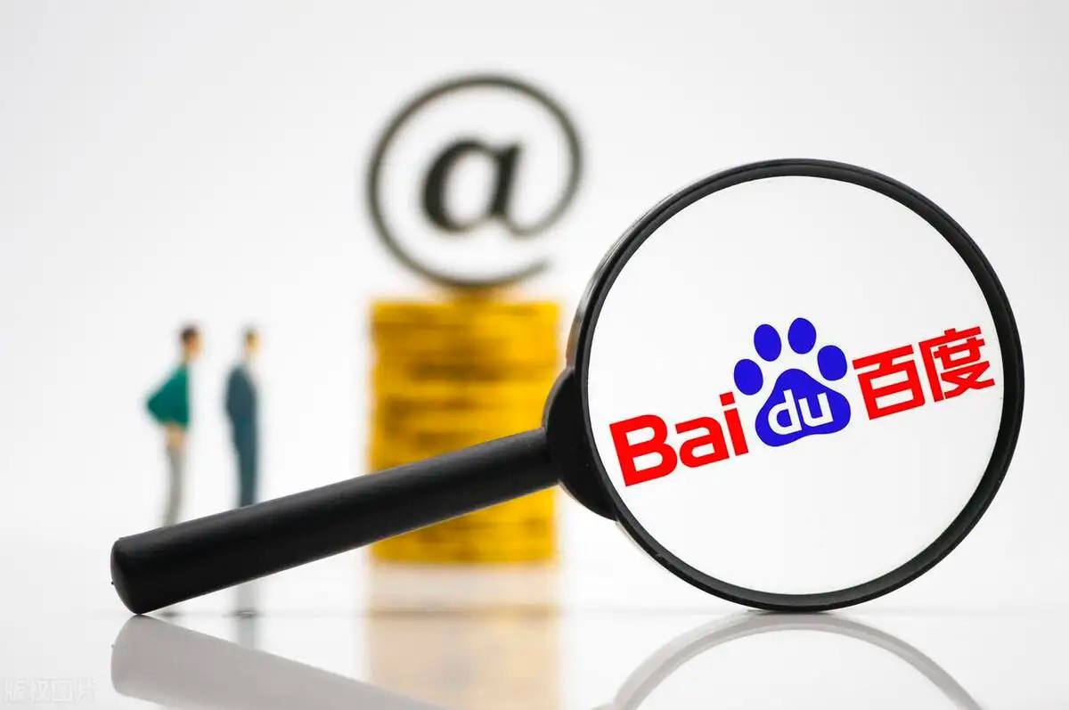 打电话时外卖小哥正在吃我外卖